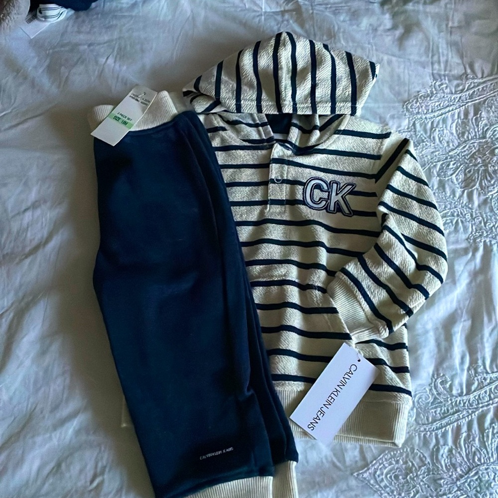 Calvin Klein 2 piece pants and Hooded T-shirt,  18 M